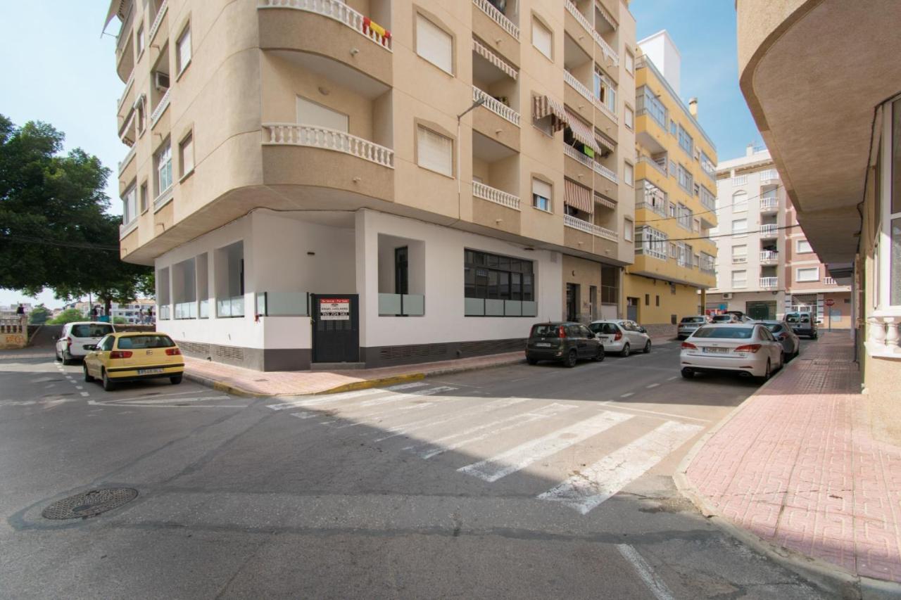 113 Beach And Trees - Alicante Holiday Torrevieja Exterior photo